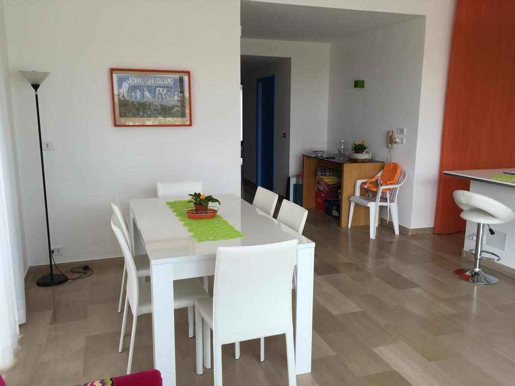 La Terrazza Sul Porto Villa Marina di Ragusa Szoba fotó